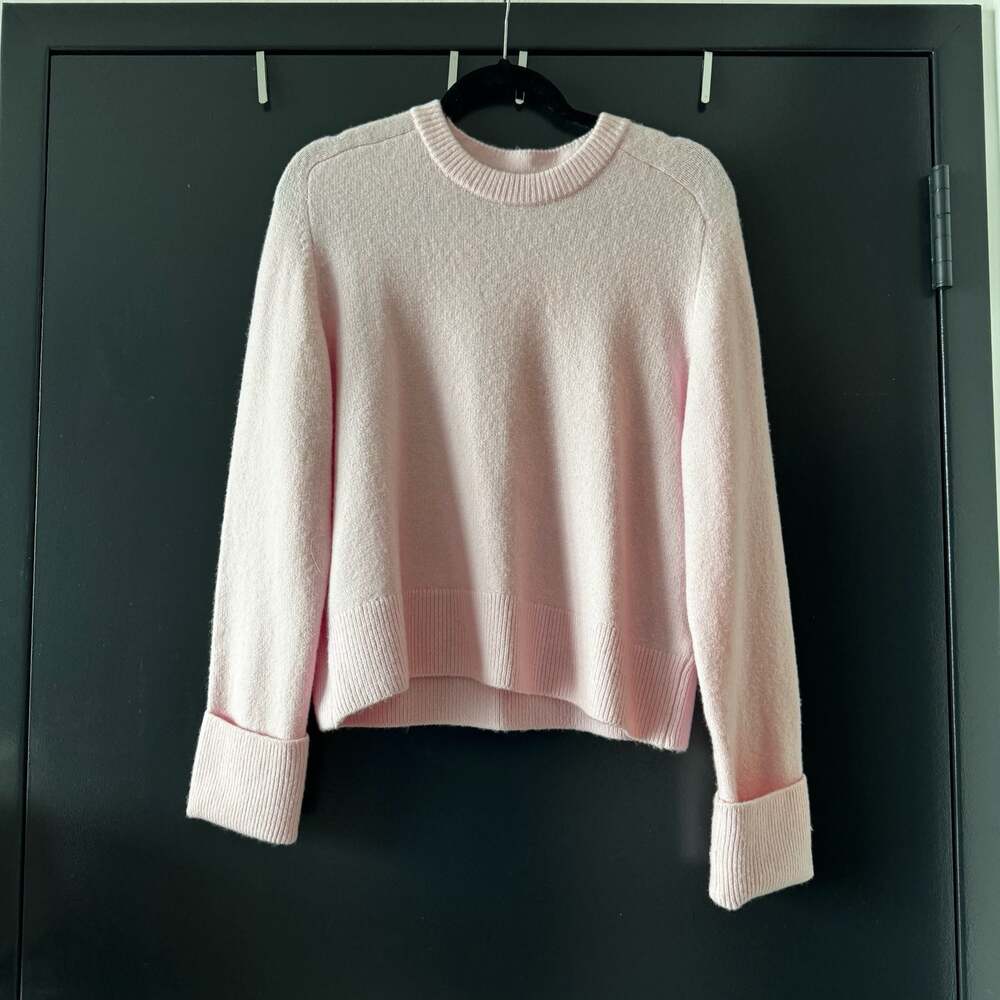 a&f - pale pink - Merino Wool-Blend Crewneck Sweater - Size: XS